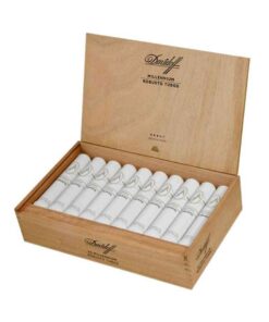 DAVIDOFF MILLENNIUM BLEND ROBUSTO TUBOS