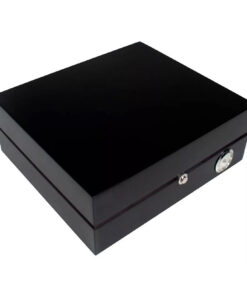 HUMIDOR COLOR NEGRO P/30 PZA