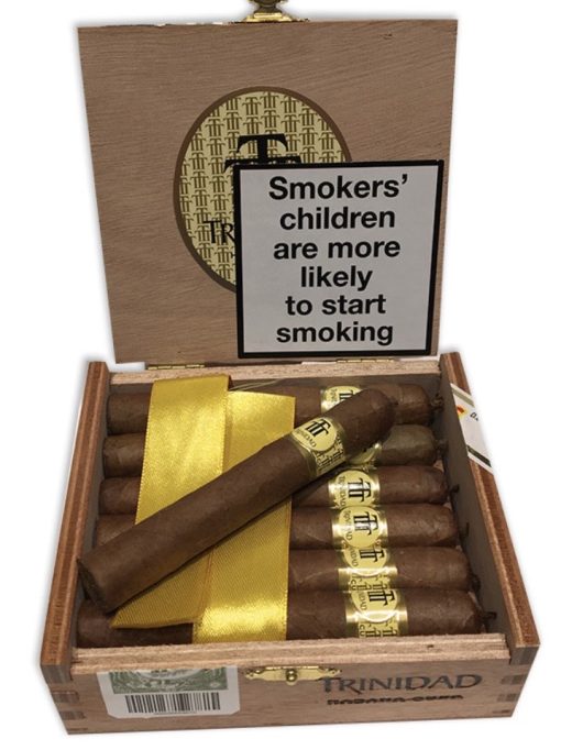 TRINIDAD REYES 12