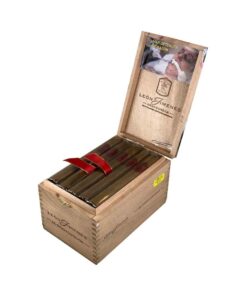 LEON JIMENES GRAN CORONA