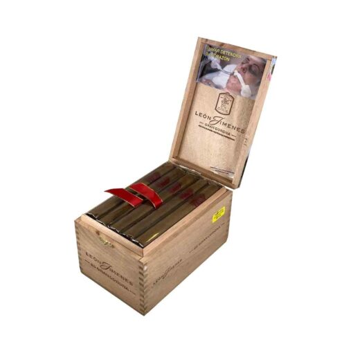 LEON JIMENES GRAN CORONA