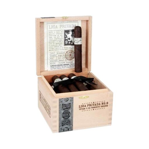 LIGA PRIVADA No 9 ROBUSTO