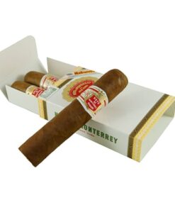 Hoyo de Monterrey Petit Robustos cartera con 3 puros